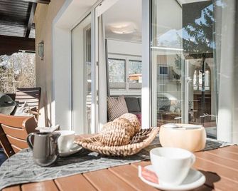 Apartment Karwendelblick - برتيساو - شرفة