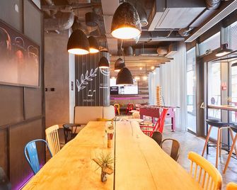 Moxy Bucharest Old Town - Bucharest - Restaurant