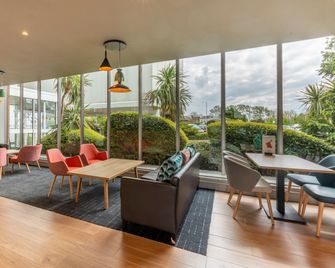 Holiday Inn Basildon By IHG - Basildon - Servicio de la propiedad