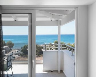Coral Apartments - Ierápetra - Balcony