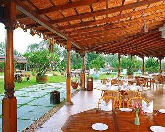 Chariot Beach Resort - Mahabalipuram - Ravintola