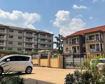 Cozy & tranquil 1 Bedroom dainty haven in Kampala - Kireka - Building