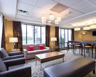 Spark by Hilton Cleveland Beachwood - Beachwood
