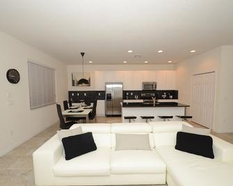 Lucaya Village Resort - Kissimmee - Living room