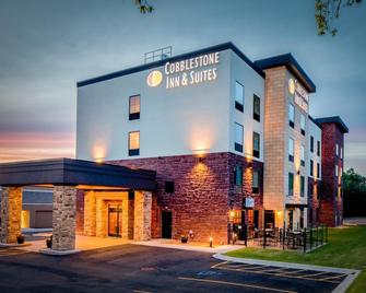 Cobblestone Inn & Suites - Fairfield Bay - Fairfield Bay - Edificio