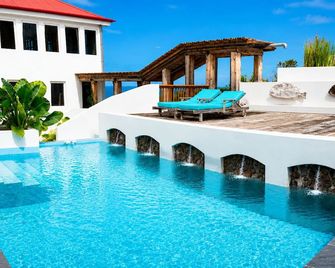 Whale Tails Island Suites & Villas - Oranjestad - Pool