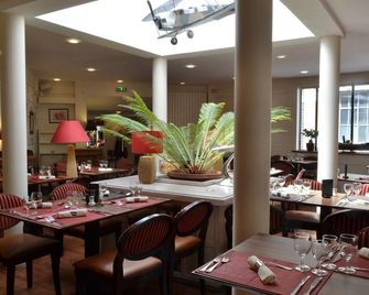 Logis Hôtel Restaurant Le Monarque - Blois - Nhà hàng