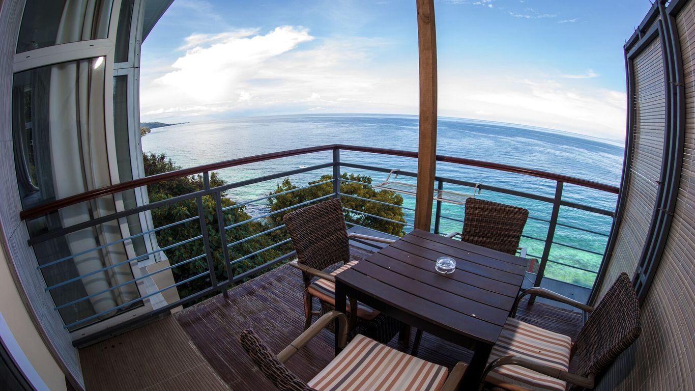 Oslob Seafari Resort