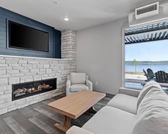 Condo with stunning views of Lake Pepin - Assigned Garage - Unit 207 - Lake City