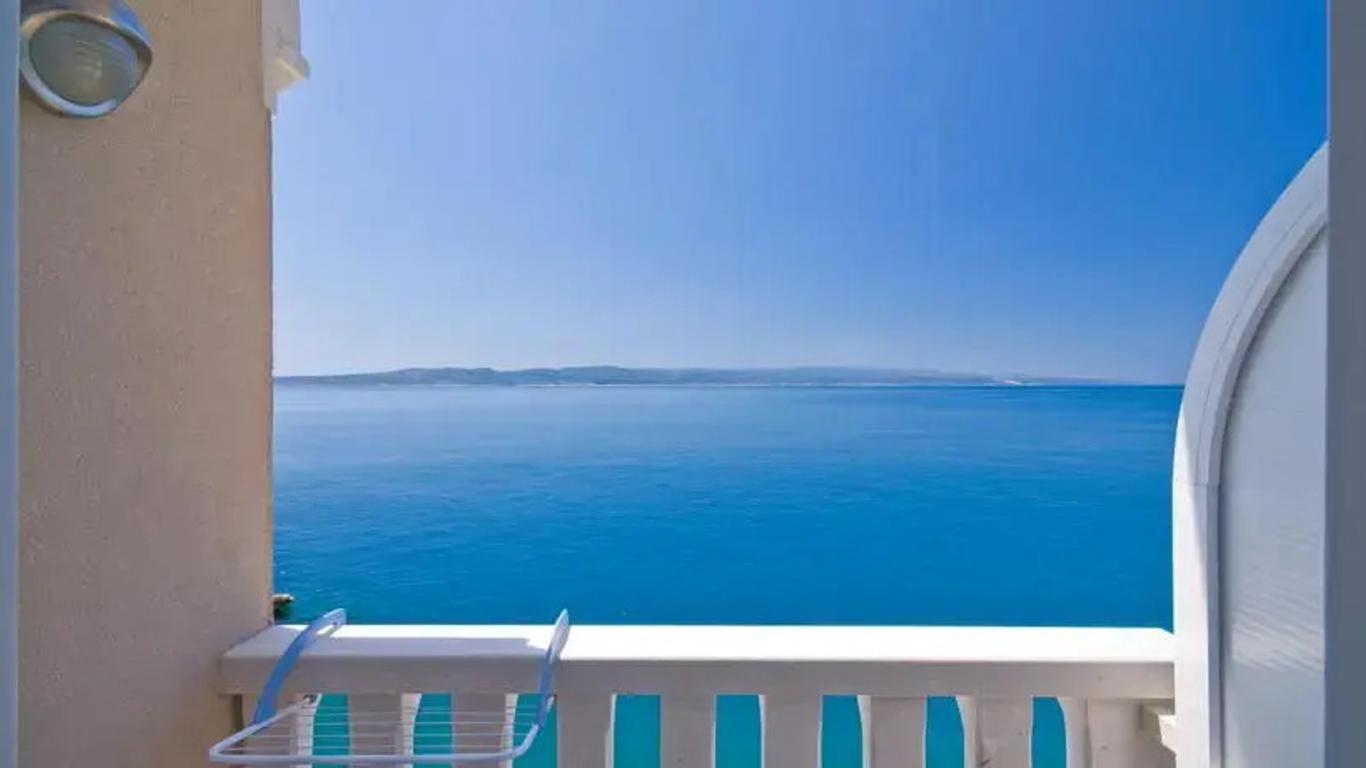 سونكيفا بوستليا