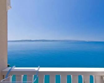 Hotel Sunceva Postelja Brela - Brela - Balkón