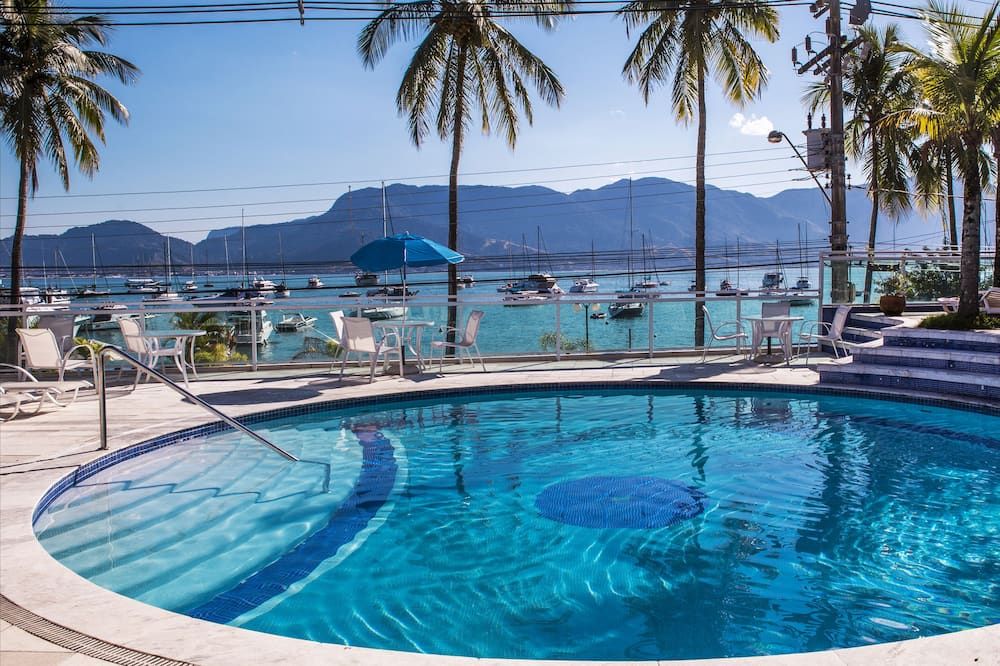 هوتل إلابيلا - إلهابيلا - حوض السباحة