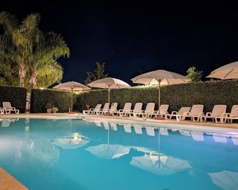 Lilybeo Village - Marsala - Basen