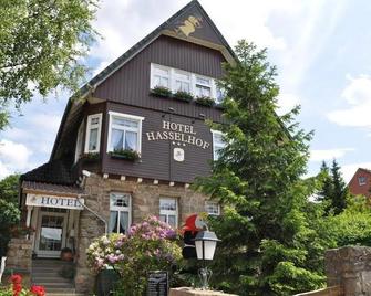 Hotel Hasselhof Garni Vier Sterne - בראונלאגה - בניין