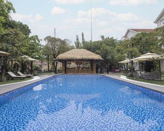 Hidden Mansions Saigon Resort - Ho Chi Minh City - Pool