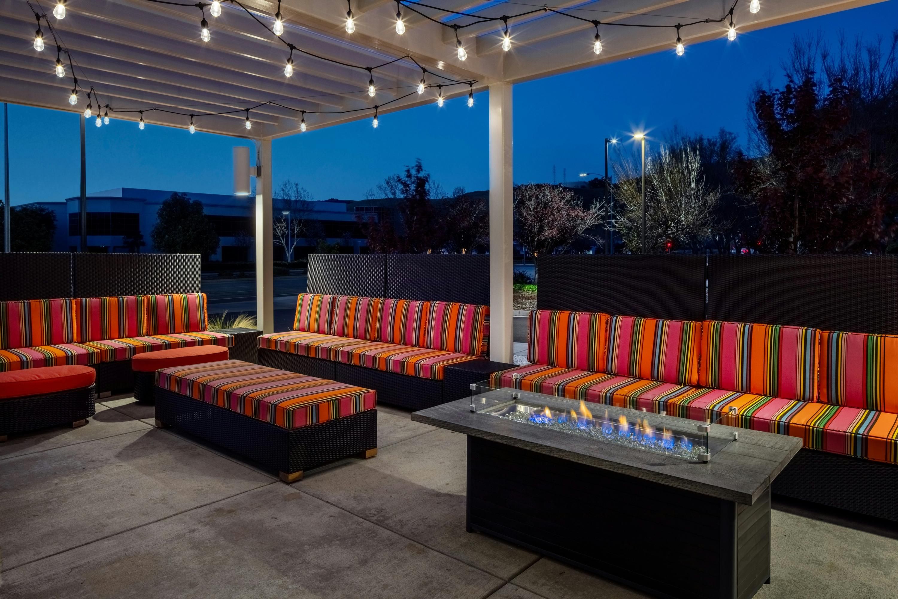 Home2 Suites by Hilton San Jose South - San Jose - Pátio