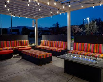 Home2 Suites by Hilton San Jose South - San Jose - Pátio