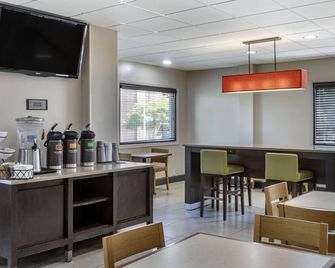 Country Inn & Suites by Radisson, Atlanta Downtown - אטלנטה - מסעדה