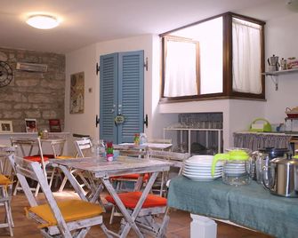 Alter Ego B&B - Assis - Sala de jantar