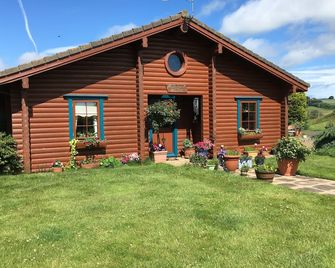 Balnabrechan Lodge - Arbroath - Building