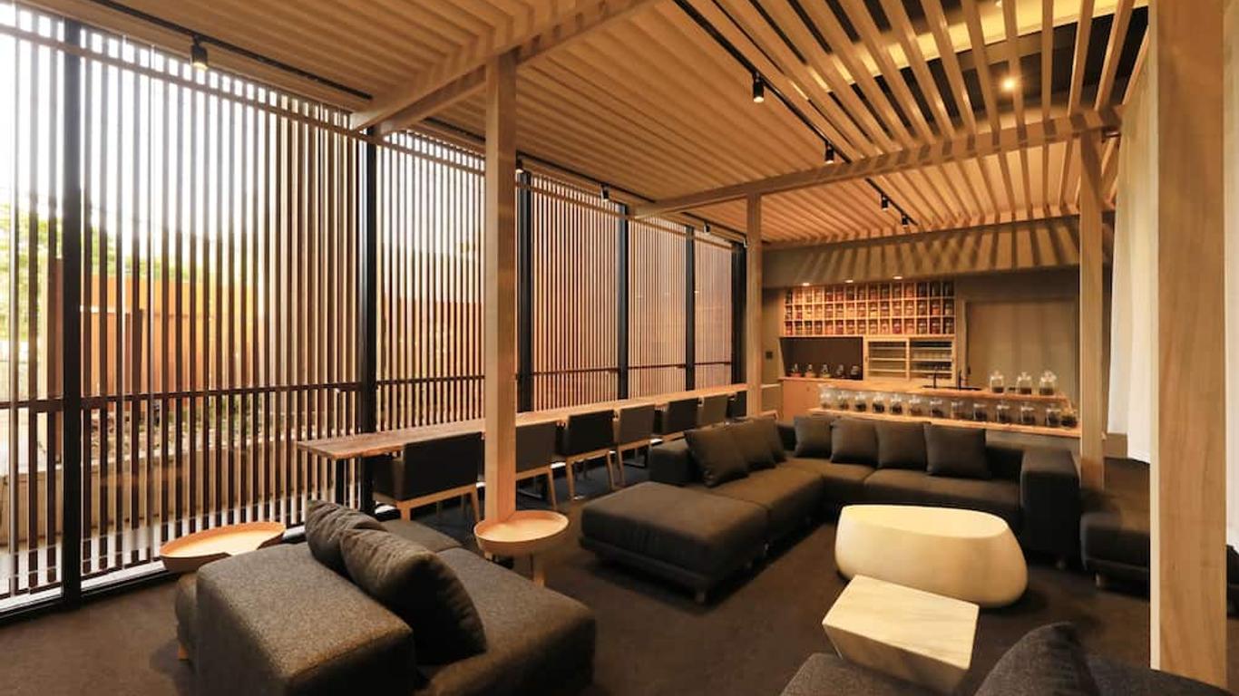 ميرفييل هاكون جورا