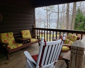 Sweet By and By... Your Escape to the Beauty of Smith Mountain Lake - Huddleston - Balcón