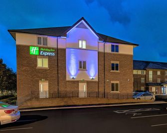 Holiday Inn Express London Gatwick - Crawley By IHG - Crawley - Bina