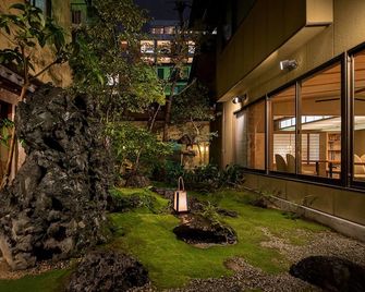 Yamatoya Besso - Matsuyama