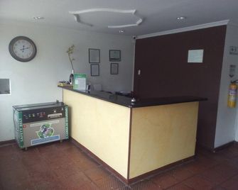Quintas de Normandia - Bogotá - Vastaanotto