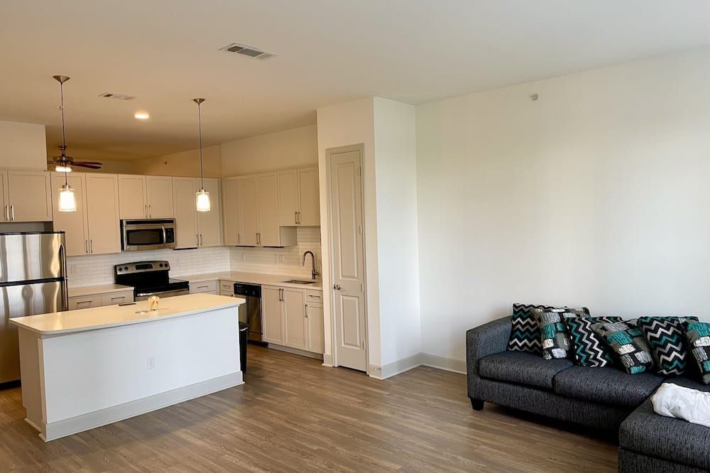 Houston Condo mins to Galleria + Shopping + City - יוסטון - מטבח