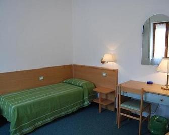 Hotel Etruria - Orvieto - Bedroom