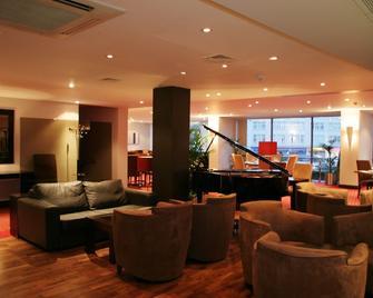 The Dragon Hotel - Swansea - Lounge