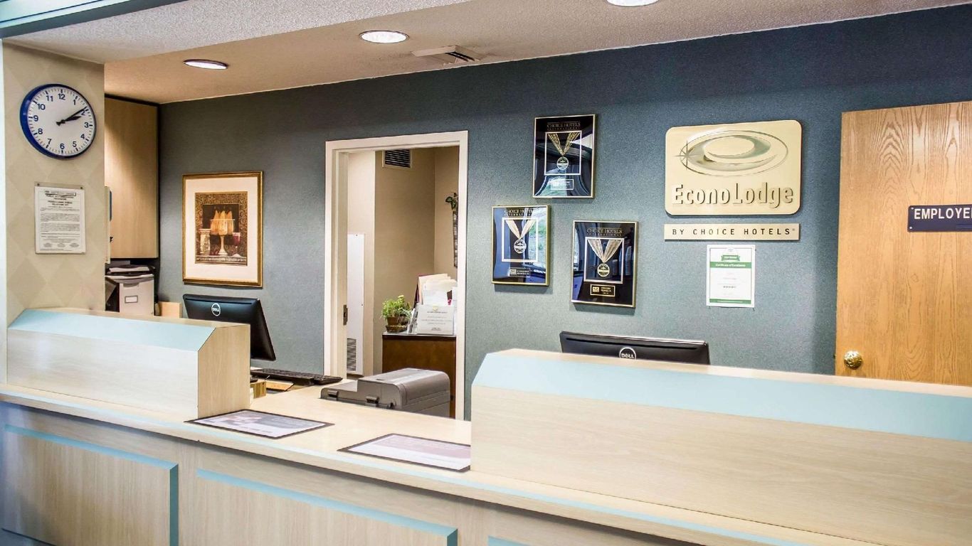 Econo Lodge Meadville