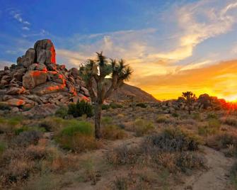 Economy Inn Barstow - Barstow - Outdoors view