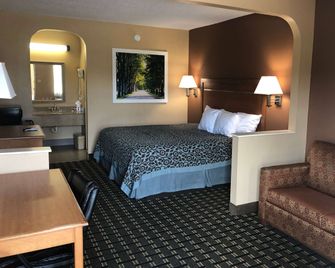 Days Inn by Wyndham Columbus - Columbus - Bedroom