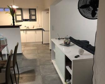 @belcourtexgite Et Chambres - Baie Mahault - Küche