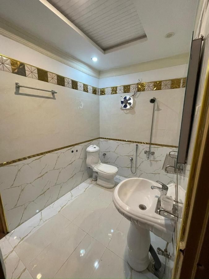 Royal swiss Hotel Khanpur