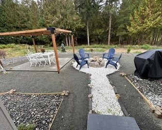 Pa Blue Mtn Bungalow - Port Angeles - Patio
