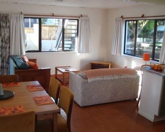 Otama Sands Hideaway.. - Kuaotunu - Restaurant