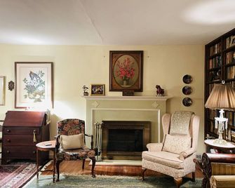 Cottage In The Village Of Sewickley - Sewickley - Lounge