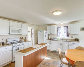 14 Mi to Mesa Verde Natl Park Cortez Ranch - Cortez - Kitchen