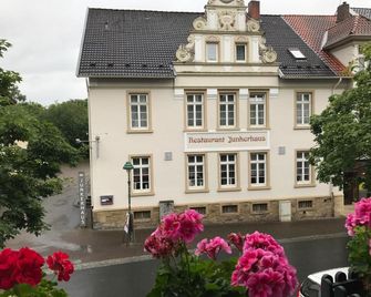 هوتل جنكر هاوس - باد سالزوفلين