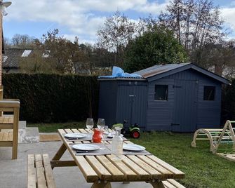 Maison Avec Jardin/ Parking en Centre-ville, la Plage en Train! - Bernay - Patio