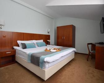 Hotel O3Zone - Băile Tuşnad - Schlafzimmer