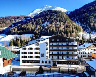 Hotel Arlberg - Sankt Anton am Arlberg - Edificio