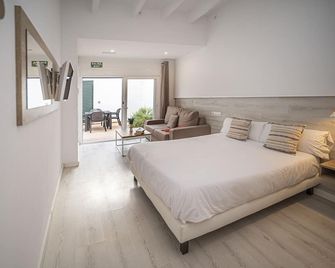 Hotel Xubec Alberg Juvenil - Ciutadella - Schlafzimmer