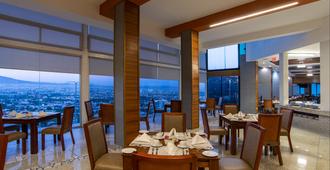 Holiday Inn Queretaro Zona Diamante - Κερετάρο - Εστιατόριο