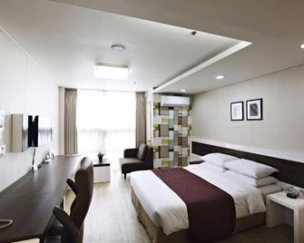 Seoul Residence - Seoul - Bedroom