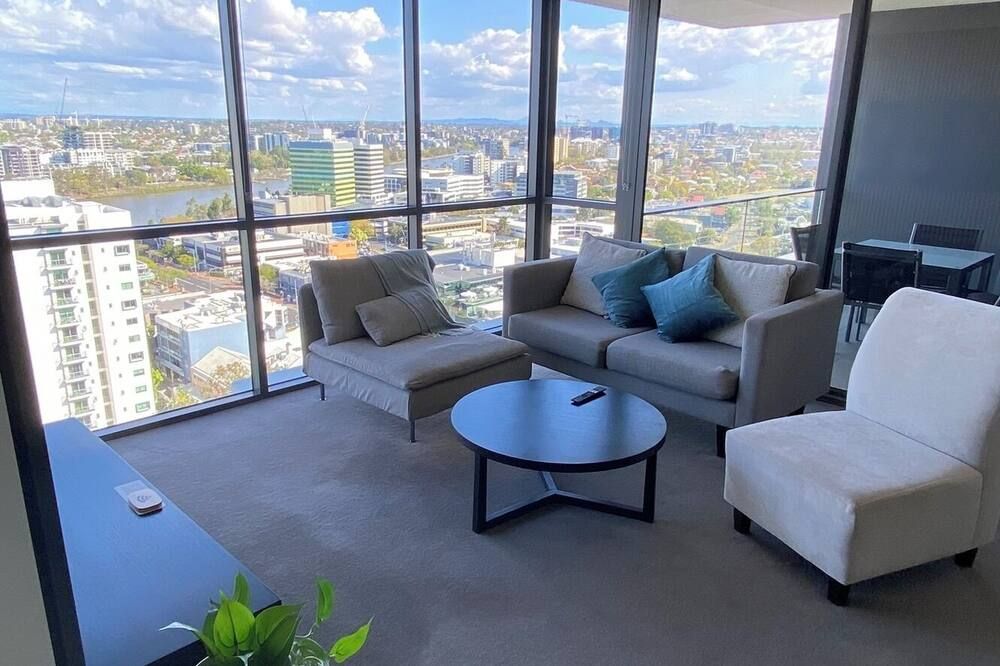 Riverview 2BR Apt with pool and Parking Near Suncorp - בריסביין