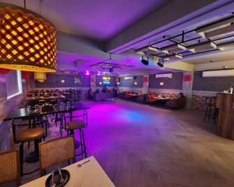 Hotel Dreams Inn, Kharagpur - Kharagpur - Bar